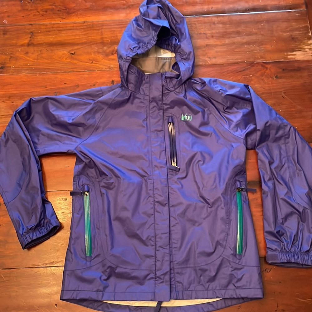 REI girls waterproof raincoat. Size L (14-16)